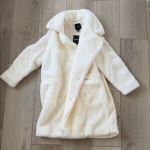 BRAND NEW! Long Sherpa coat apres ski coat